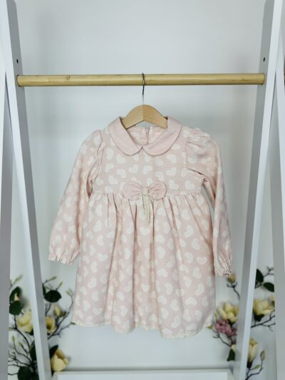 Рокля с бели сърчица