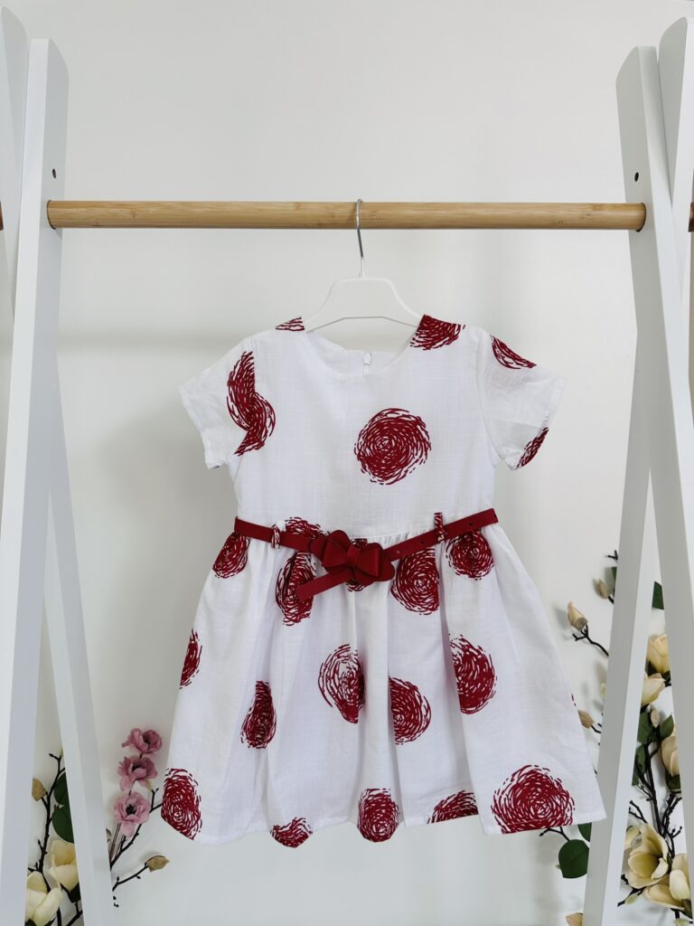 Рокля „Червена точица“ ❣️