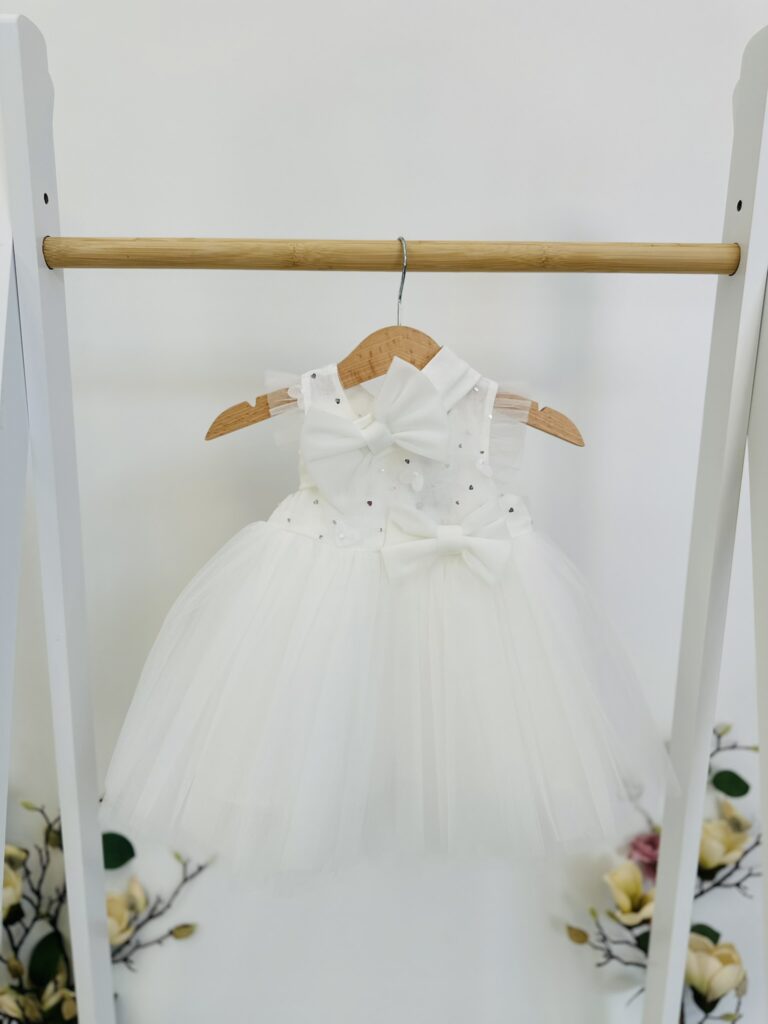 Рокля „Бяла магия“ ✨