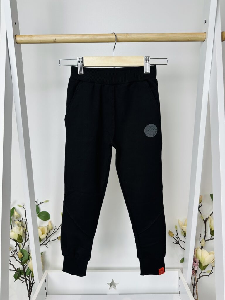 Долнище „Urban Move“ ⚫